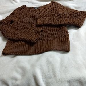 Banana Republic size XL cropped sweater armpit to